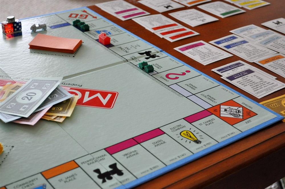 Hướng dẫn chơi trò Monopoly (Cờ tỷ phú)